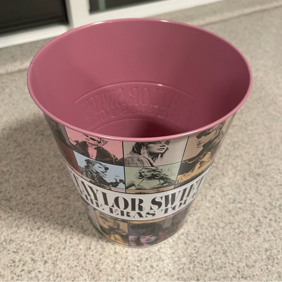 Taylor Swift Eras Tour Popcorn tin - Picture 2 of 9